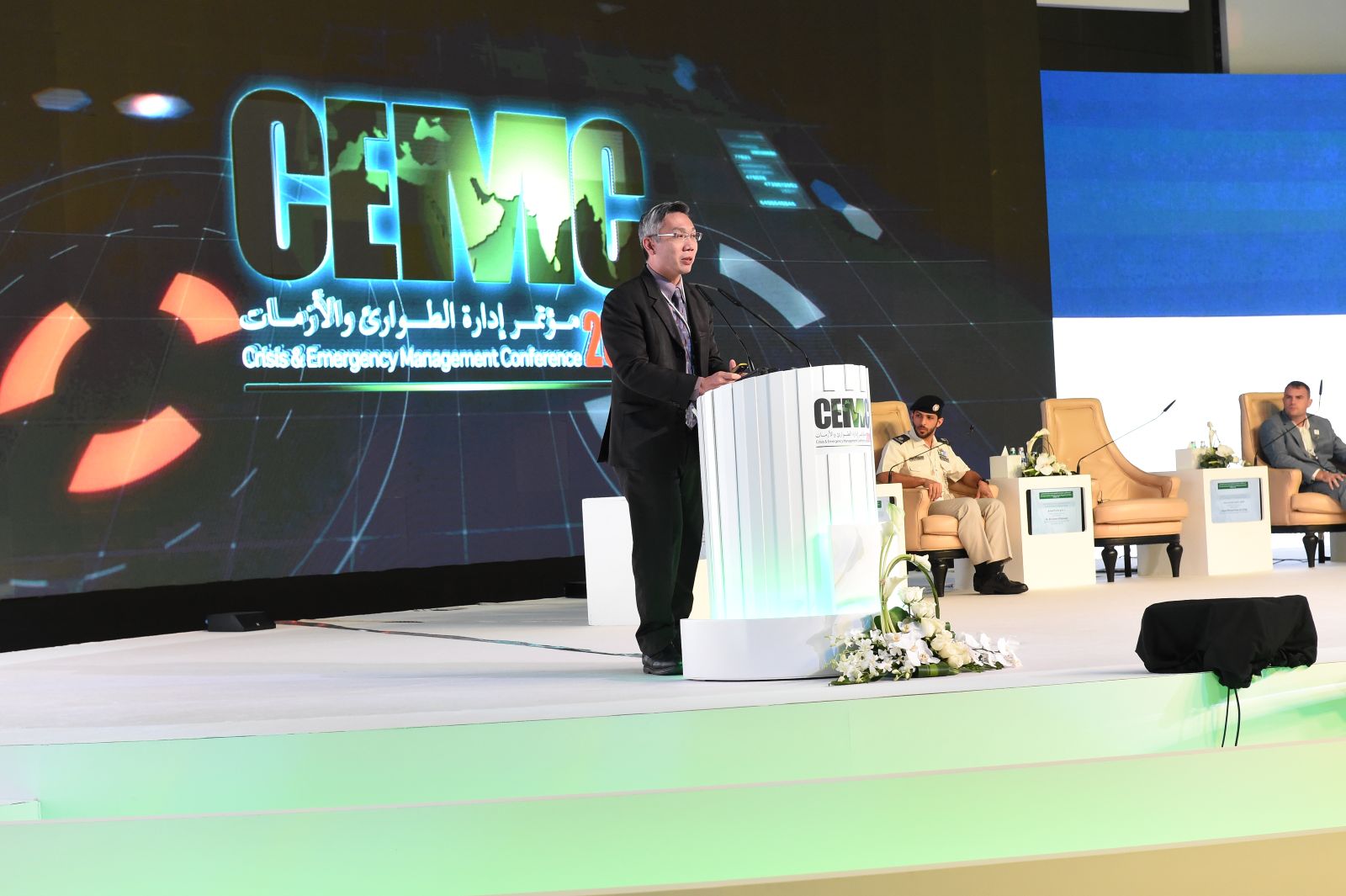 مؤتمر إدارة الطوارئ والازمات يركز على الذكاء الاصطناعي والاستفادة من التجارب العالمية للحد من المخاطر